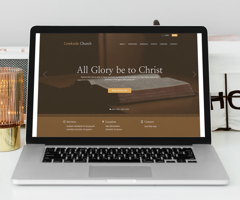 macbook placed on the desk