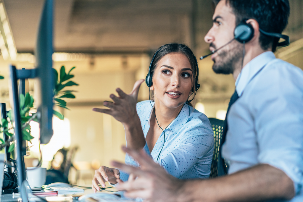 people on headset talking to each other